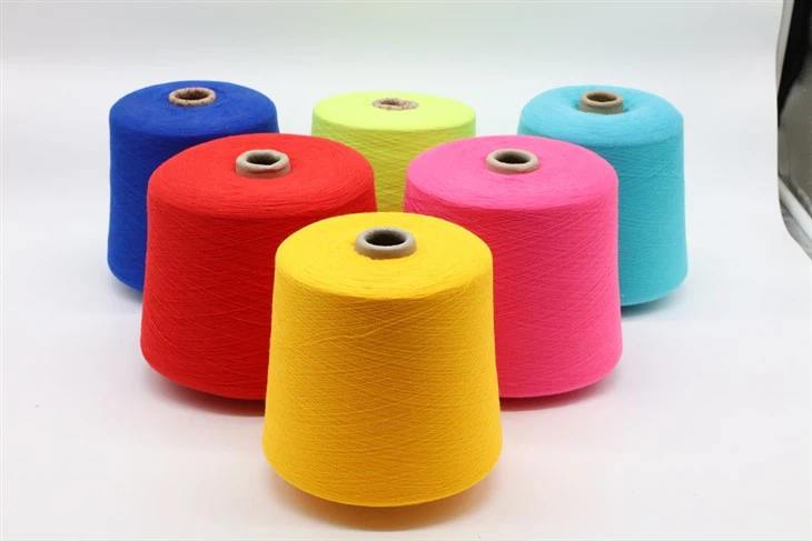 Yumshoq polyester ip